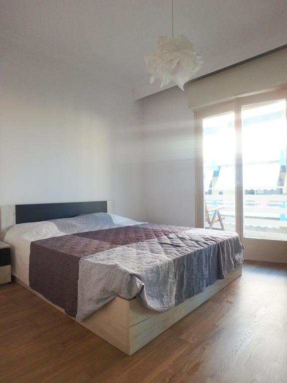 Holiday Apartment Sombrero Nea Peramos  Luaran gambar