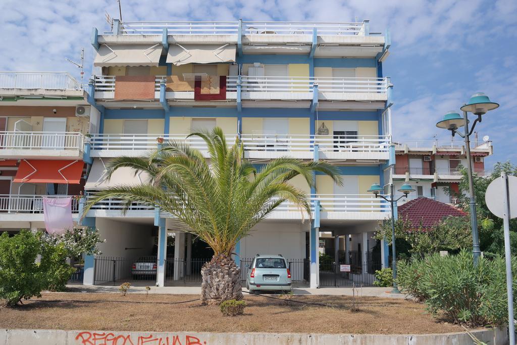 Holiday Apartment Sombrero Nea Peramos  Luaran gambar
