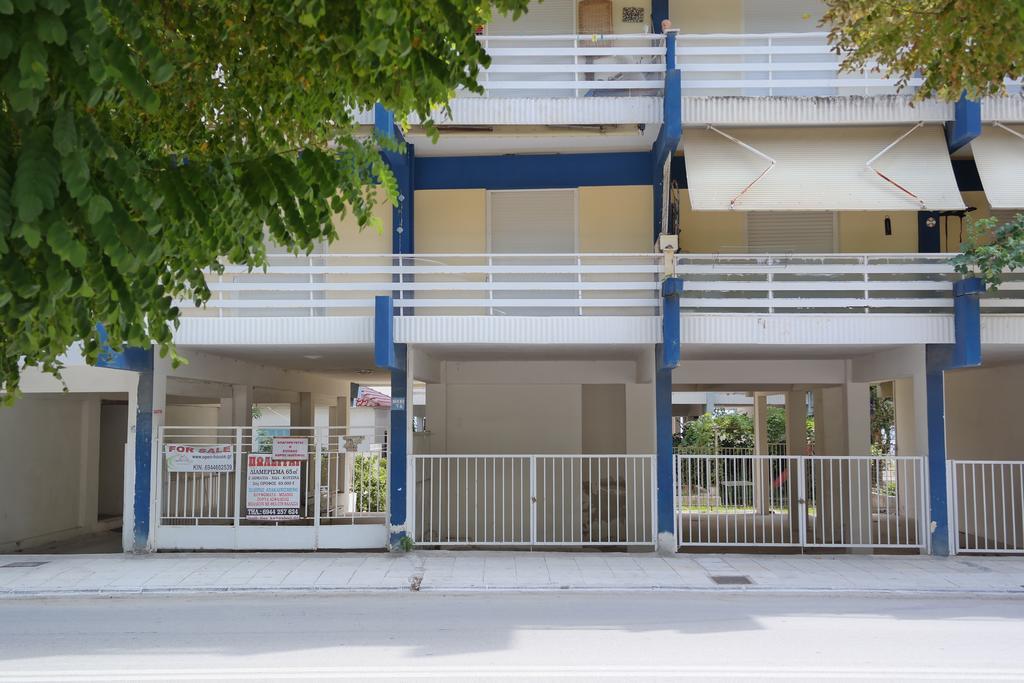 Holiday Apartment Sombrero Nea Peramos  Luaran gambar